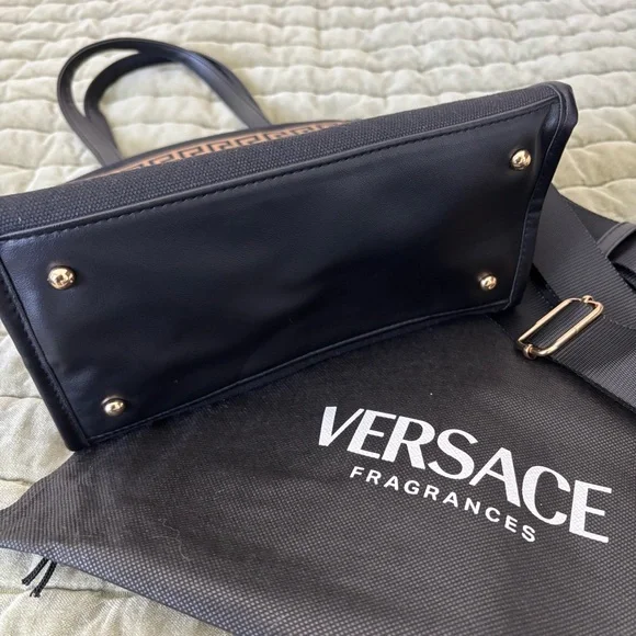🆕 Versace| Limited Edition Black Tote Bag with Gold Accents - Picture 3 of 4